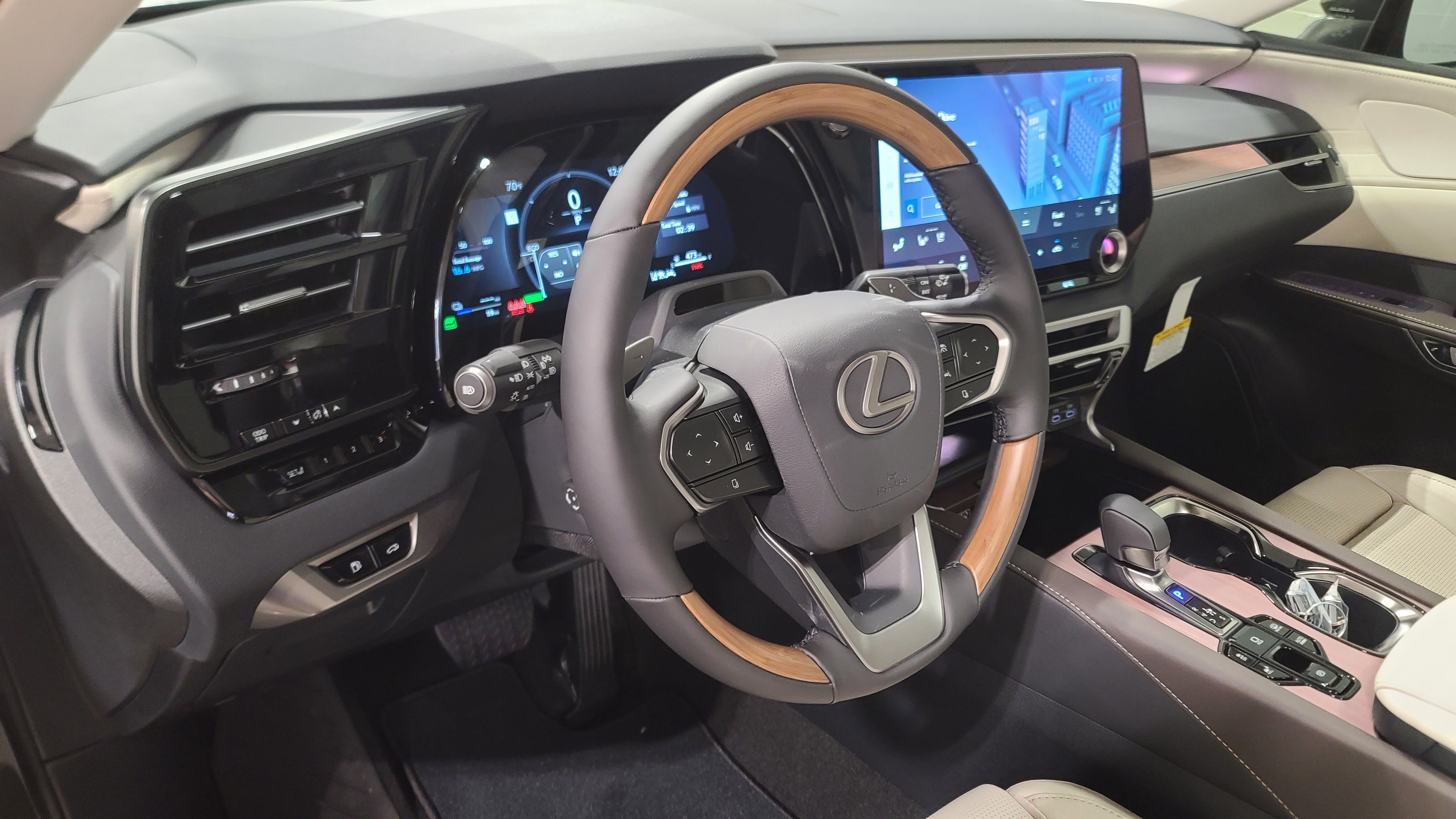 Used 2026 Lexus RX 450h AWD w/ Convenience Package image 30