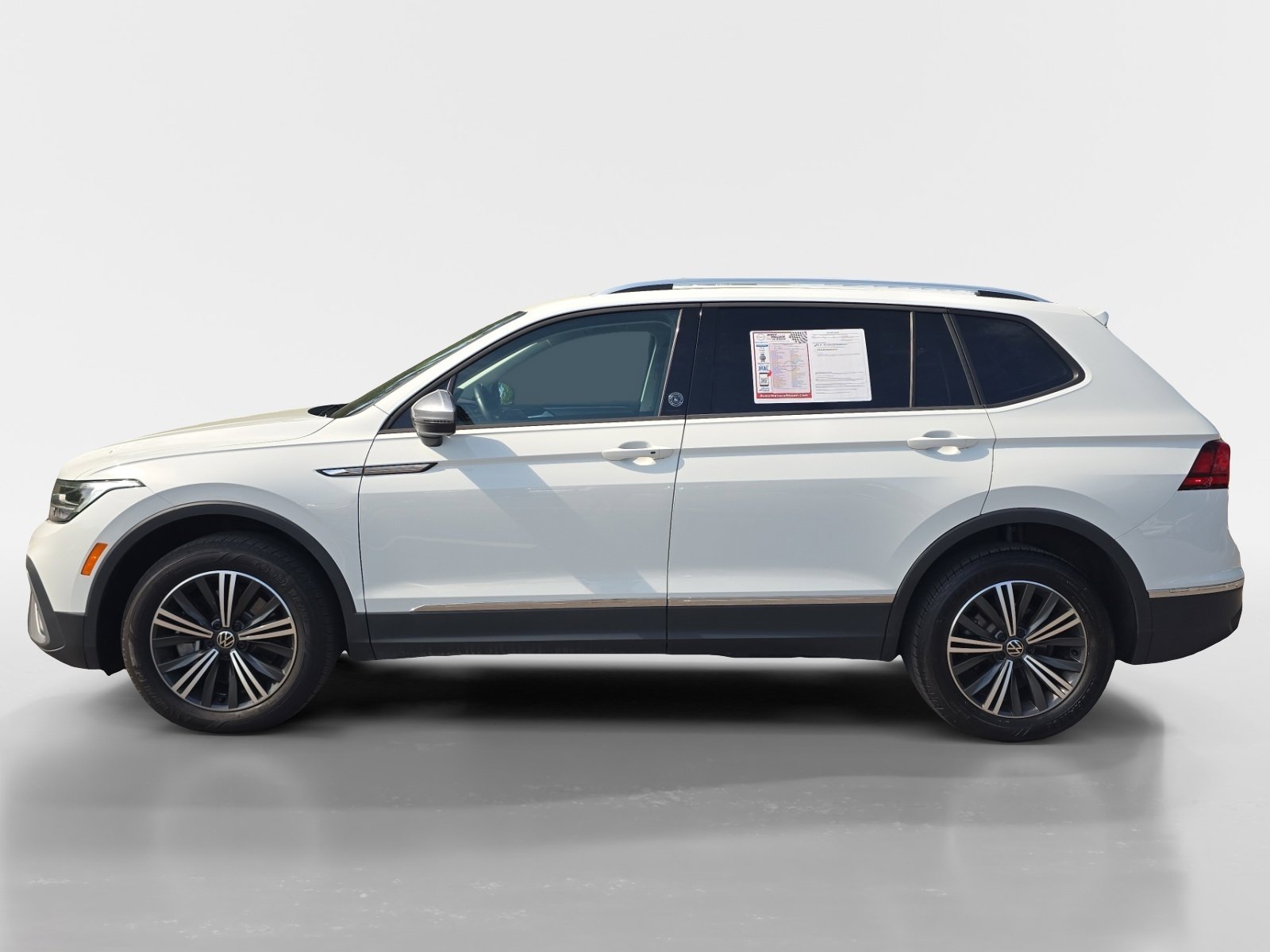Used 2024 Volkswagen Tiguan Wolfsburg Edition AWD/4WD video 2