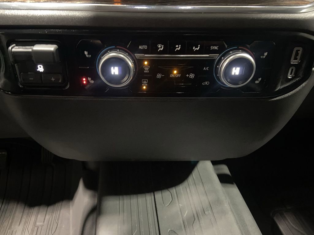 Certified 2024 GMC Sierra 1500 Elevation image 18