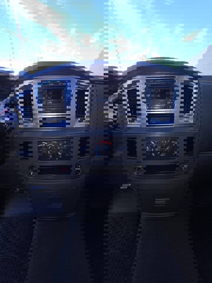 Used 2007 Dodge Ram 1500 Truck SLT w/ Quad Cab Big Horn Value Group image 16