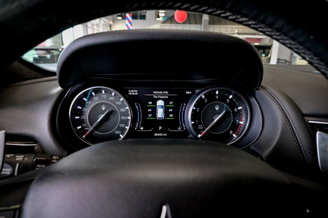 Used 2022 Maserati Levante Modena AWD/4WD image 38