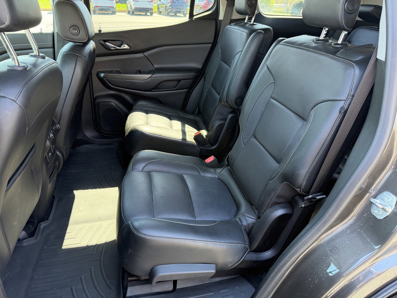 Used 2019 GMC Acadia SLT image 10