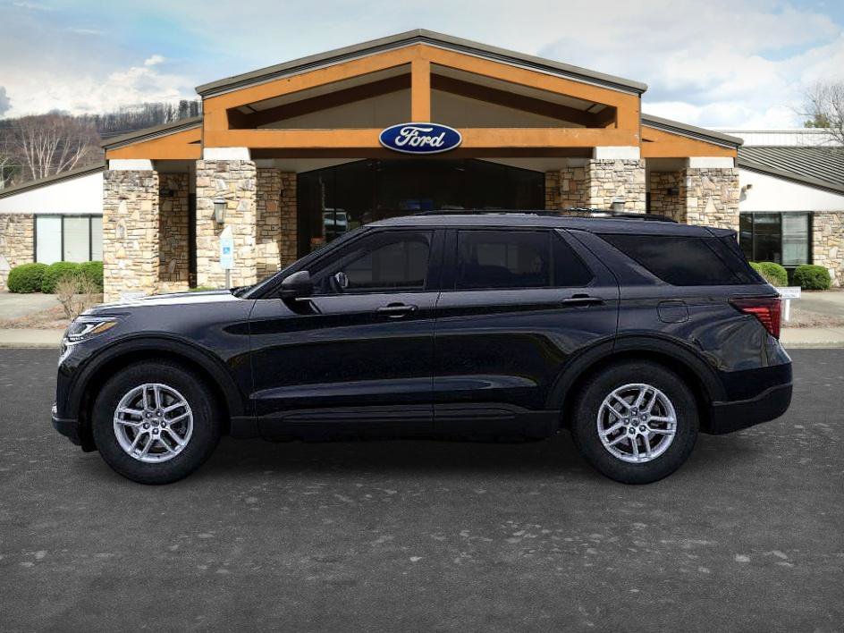 New 2026 Ford Explorer Active image 3