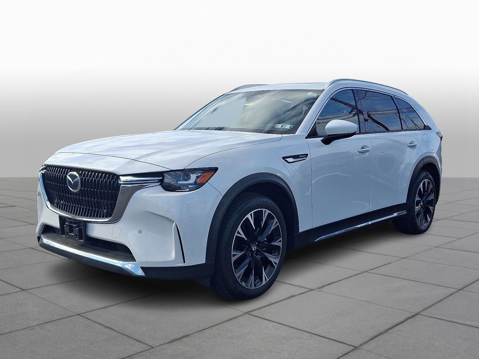 Certified 2024 MAZDA CX-90 Plug-In Hybrid w/ Premium Pkg image 4