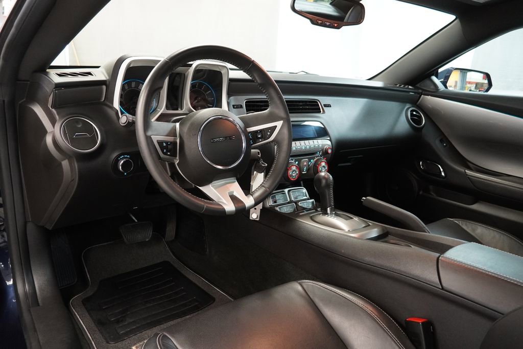 Used 2011 Chevrolet Camaro LT w/ RS Package image 5