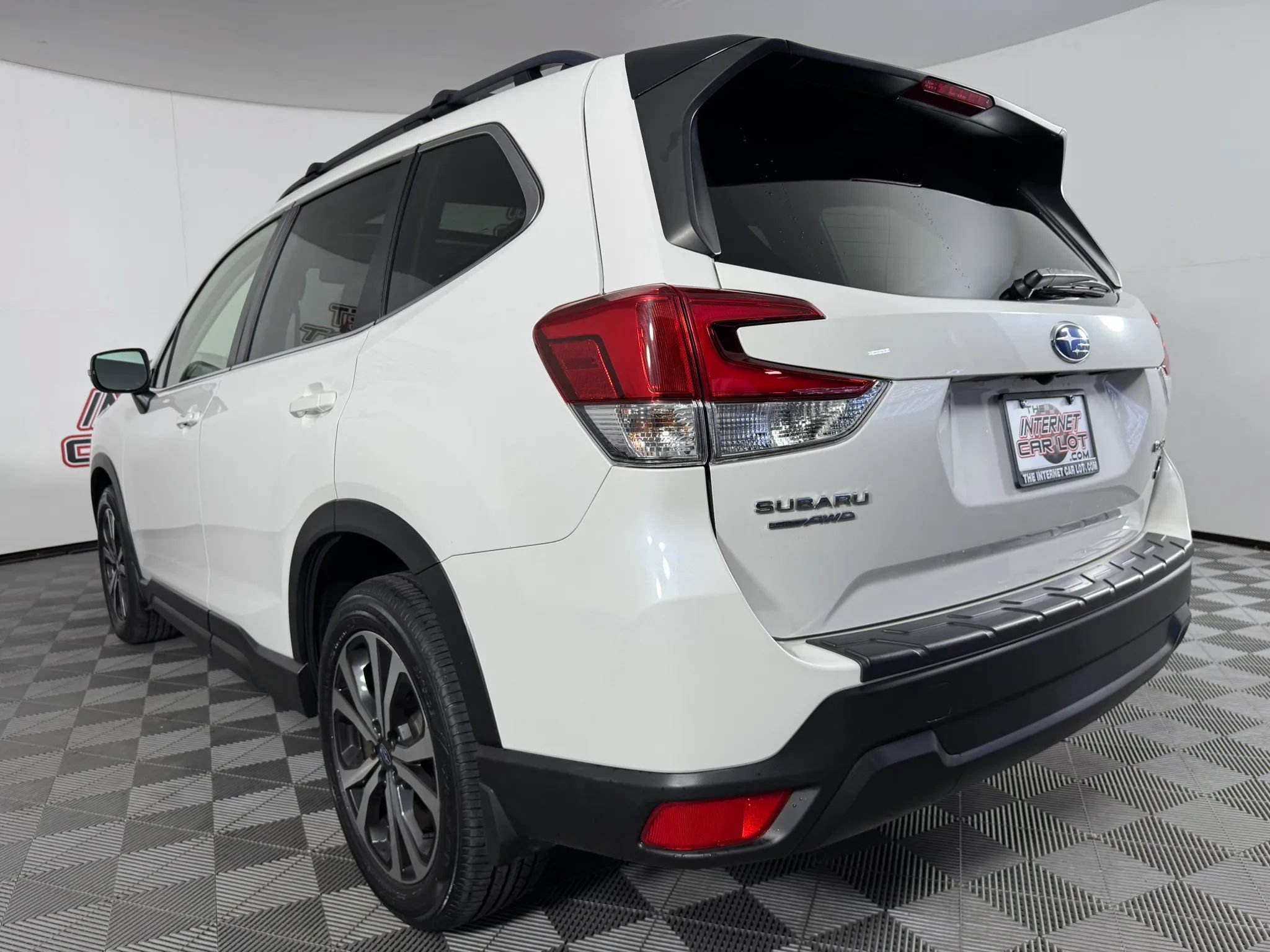 Used 2024 Subaru Forester Limited AWD/4WD image 29