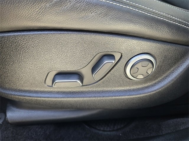 Used 2022 Genesis GV70 2.5T w/ Select Package image 12