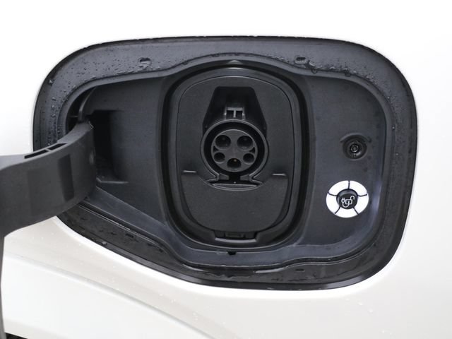 Used 2025 Ford Mustang Mach-E Premium AWD/4WD image 18