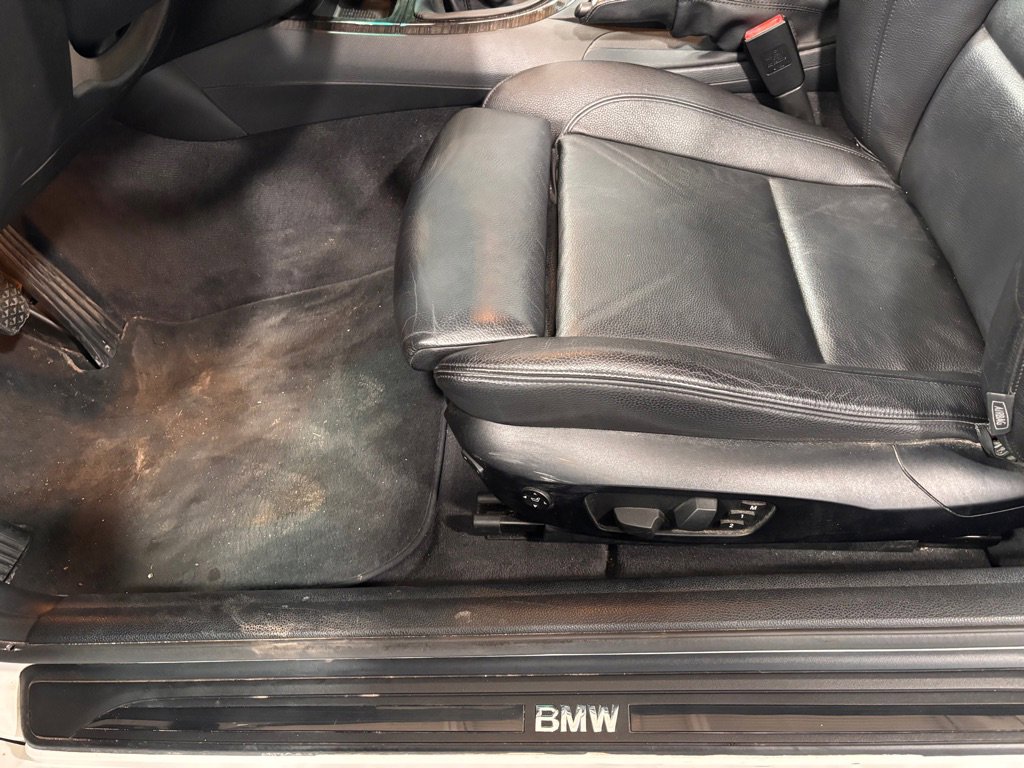 Used 2012 BMW 128i Convertible image 11