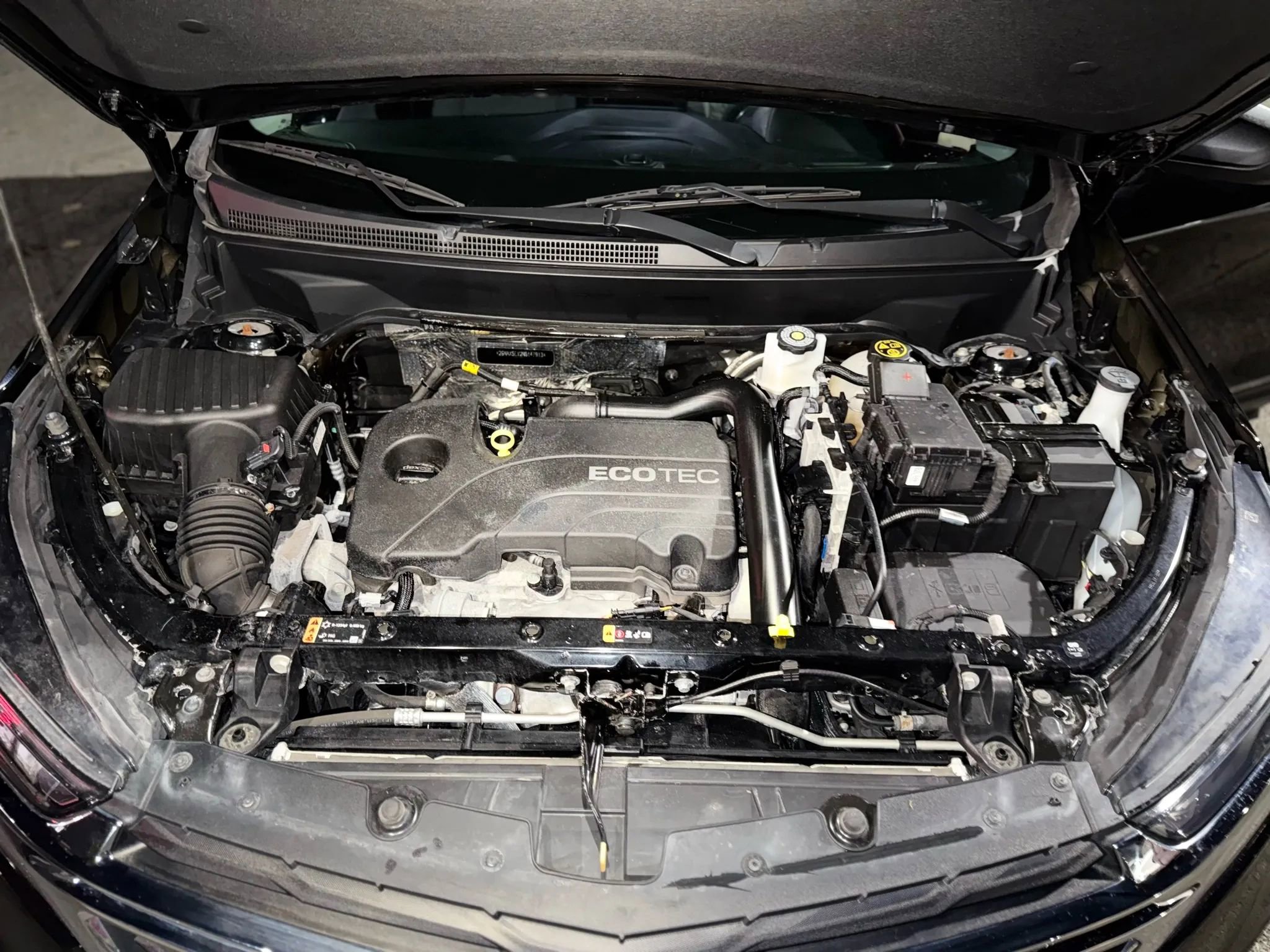 Used 2022 Chevrolet Equinox LS w/ LS Convenience Package image 22