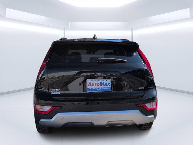 Used 2024 Kia Niro EX FWD image 4