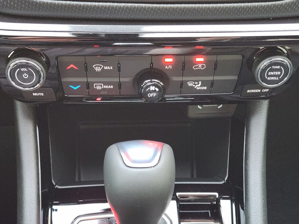 New 2026 Jeep Compass Latitude AWD/4WD image 15