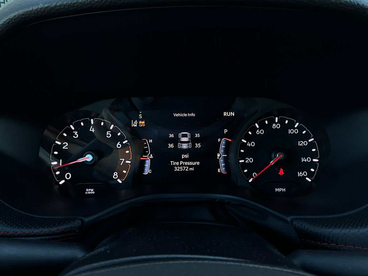 Used 2025 Jeep Compass Trailhawk image 36