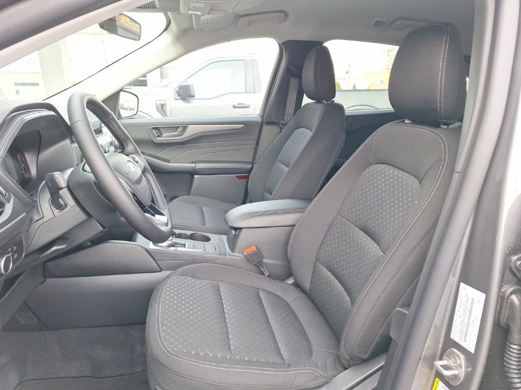 New 2026 Ford Escape Active w/ Cold Weather Package image 4
