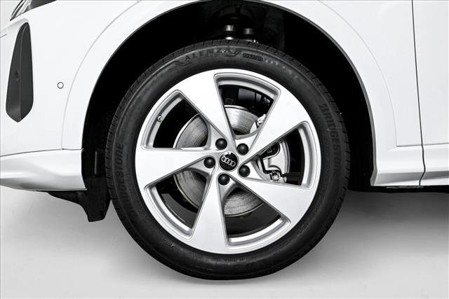 New 2025 Audi Q5 Premium Plus image 7