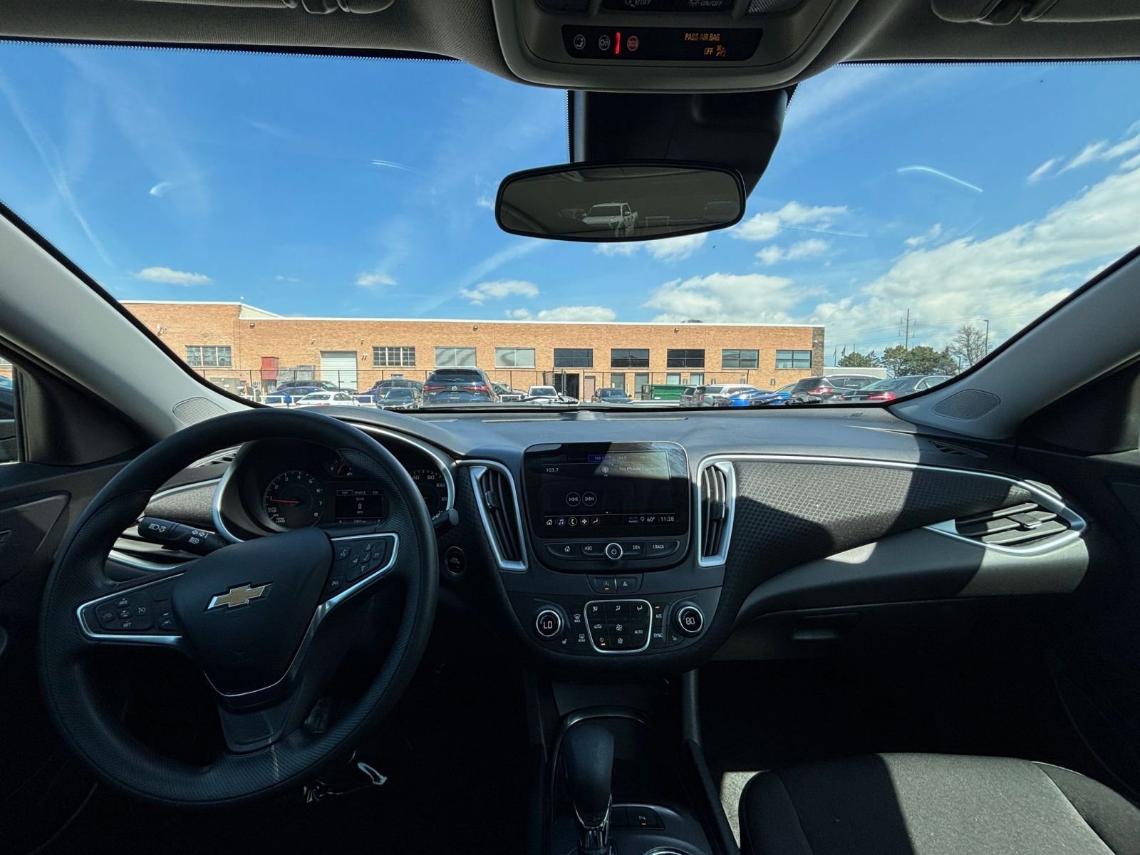 Used 2024 Chevrolet Malibu LT image 35