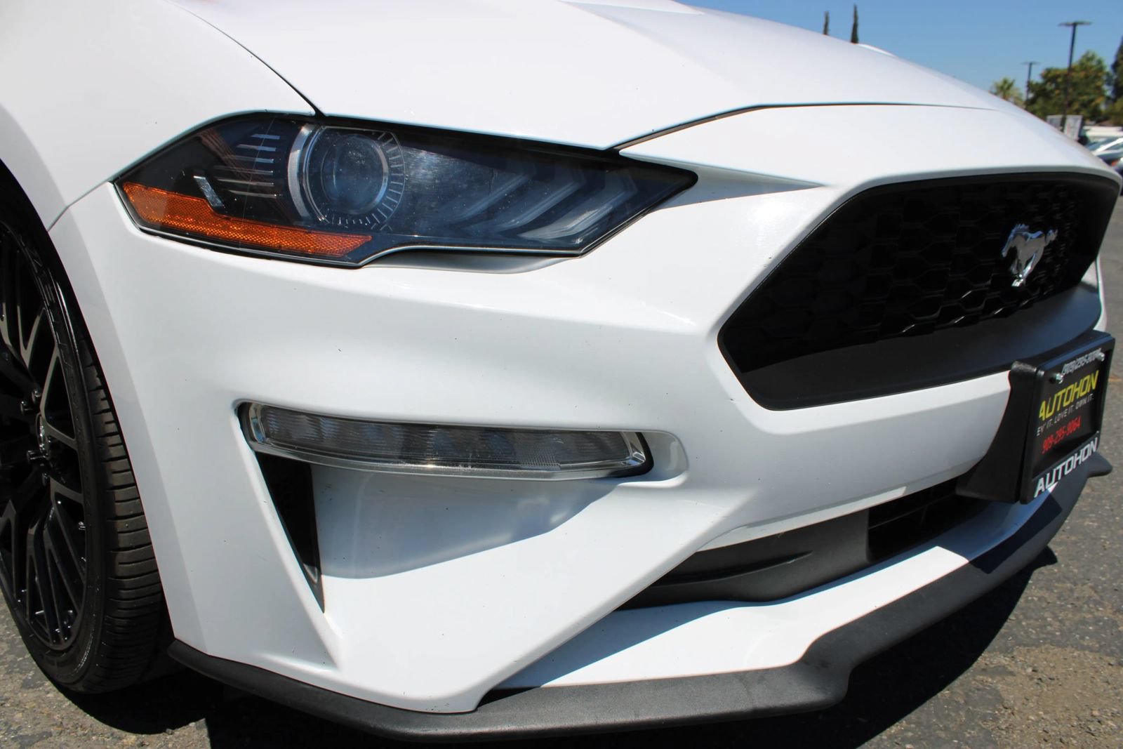 Used 2022 Ford Mustang Premium RWD image 5