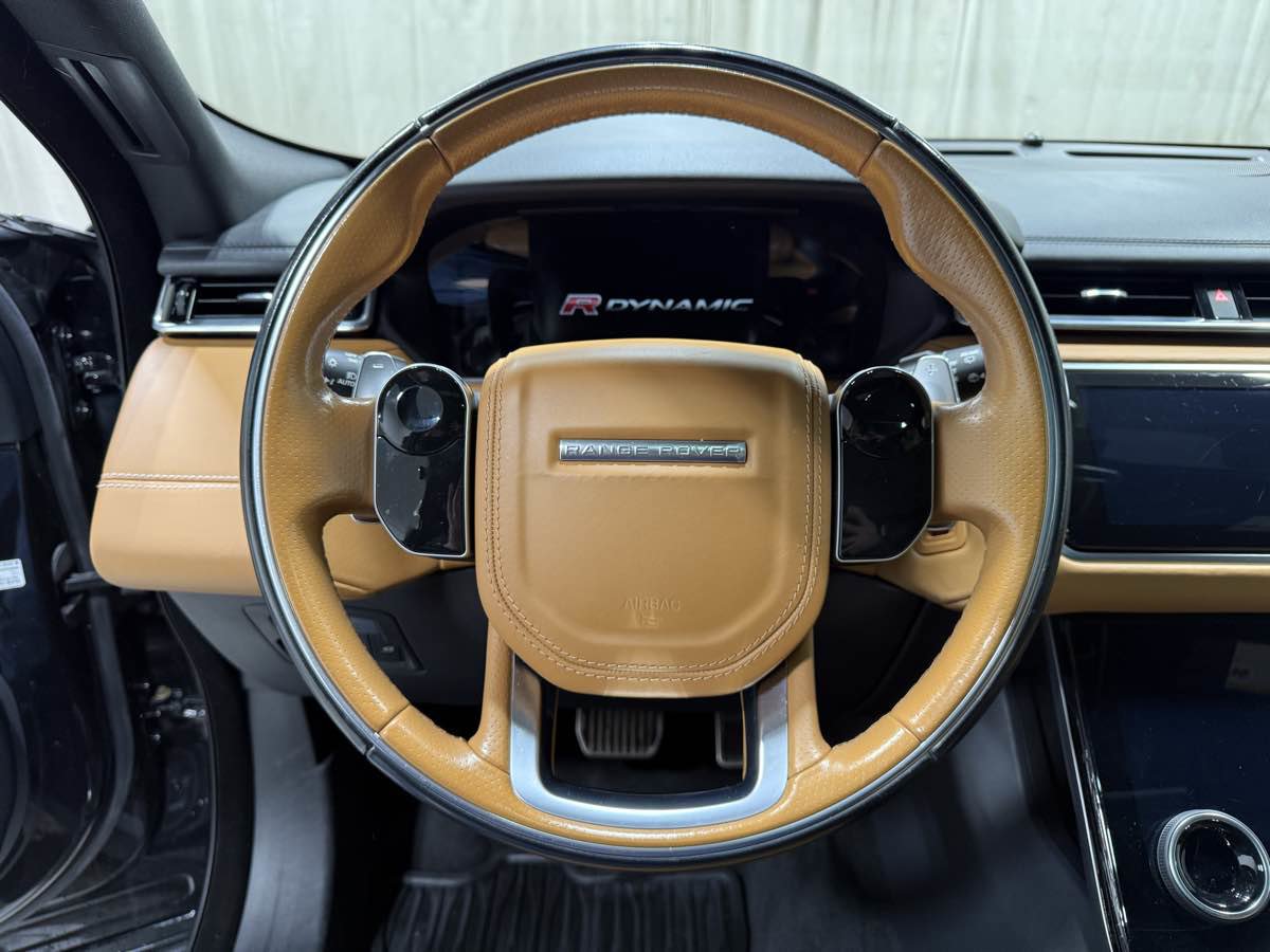 Used 2019 Land Rover Range Rover Velar R-Dynamic HSE image 12