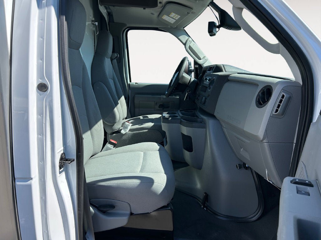 New 2026 Ford E-350 and Econoline 350 Super Duty w/ Power Equipment Group RWD image 5