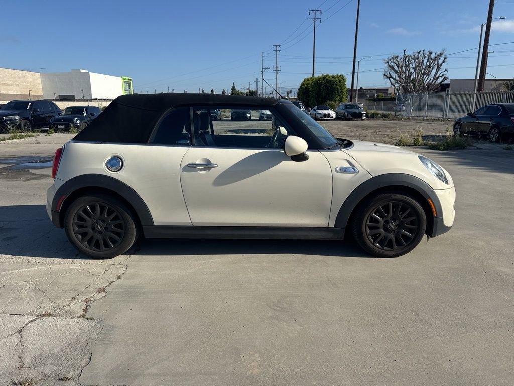 Used 2017 MINI Cooper S FWD image 7