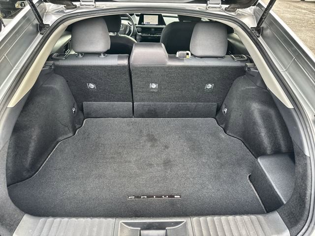 Used 2024 Toyota Prius LE image 31