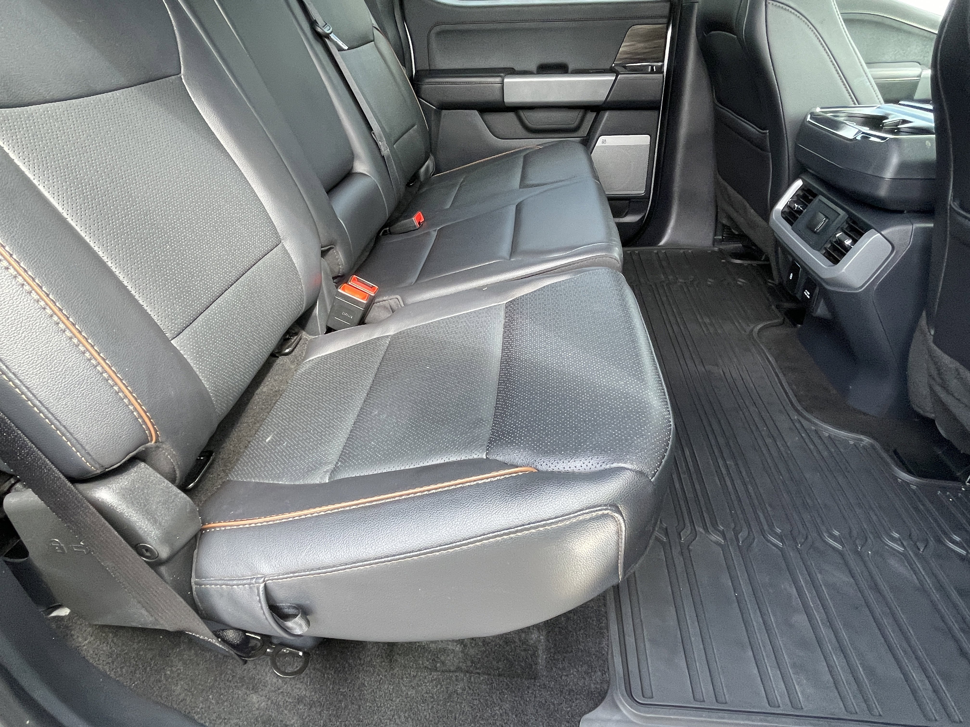 Used 2024 Ford F150 Lariat w/ Bed Utility Package image 15