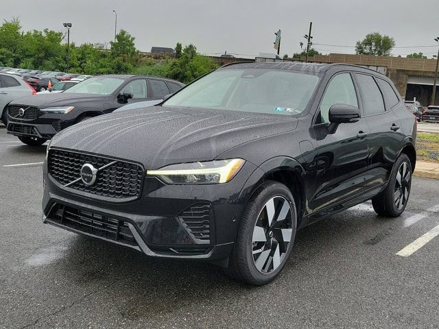 Certified 2025 Volvo XC60 T8 Plus w/ Protection Package Premier image 2