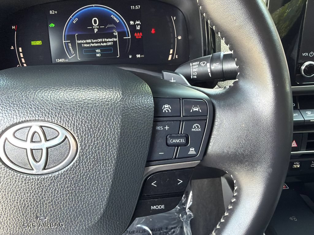 Used 2025 Toyota Camry SE w/ Convenience Package FWD image 23