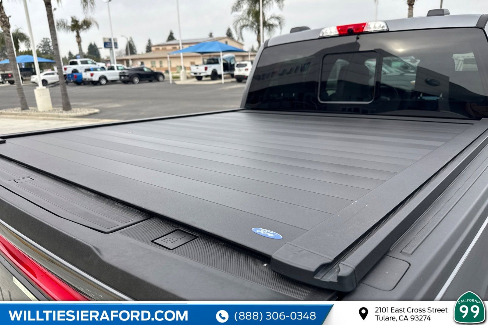 Used 2025 Ford F150 Lightning Lariat AWD/4WD image 19