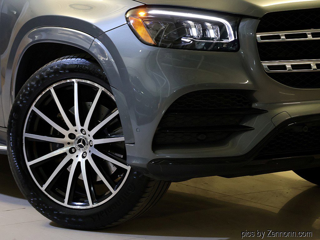 Used 2023 Mercedes-Benz GLS 450 4MATIC image 3