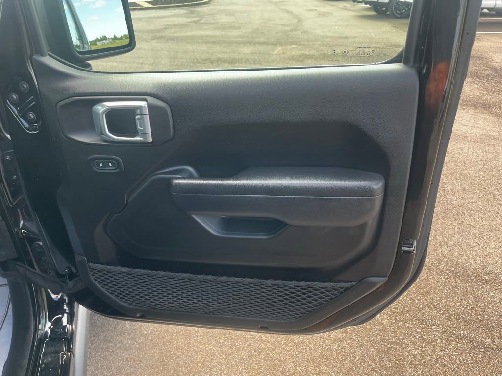 Used 2024 Jeep Wrangler Unlimited Rubicon 4xe image 45