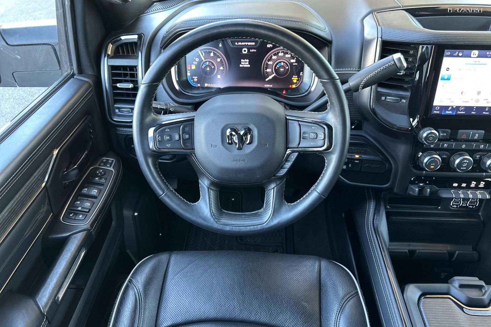 Used 2023 RAM 2500 Limited AWD/4WD image 15