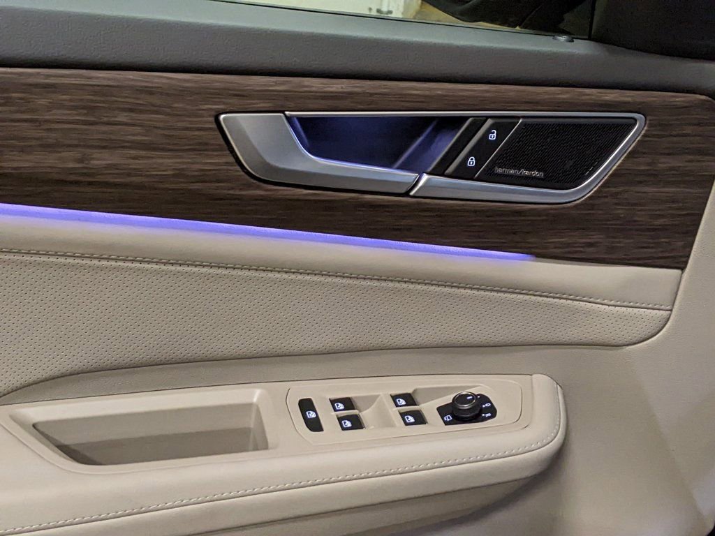 New 2026 Volkswagen Atlas SEL Premium R-Line image 10