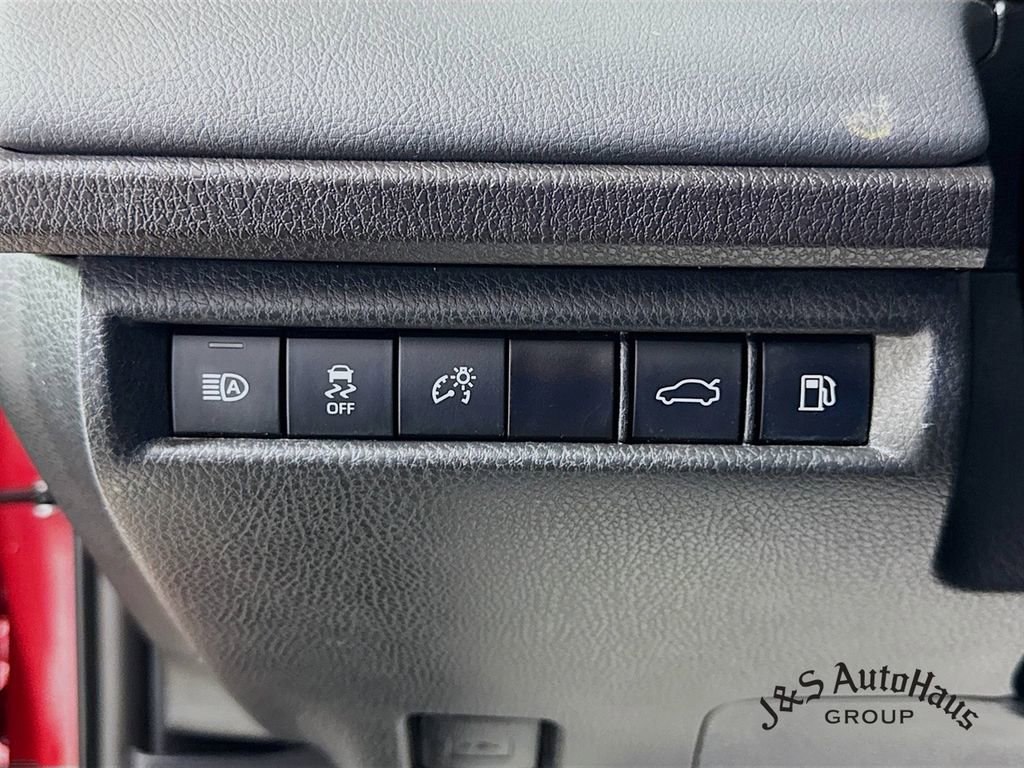 Used 2025 Toyota Camry XSE image 10