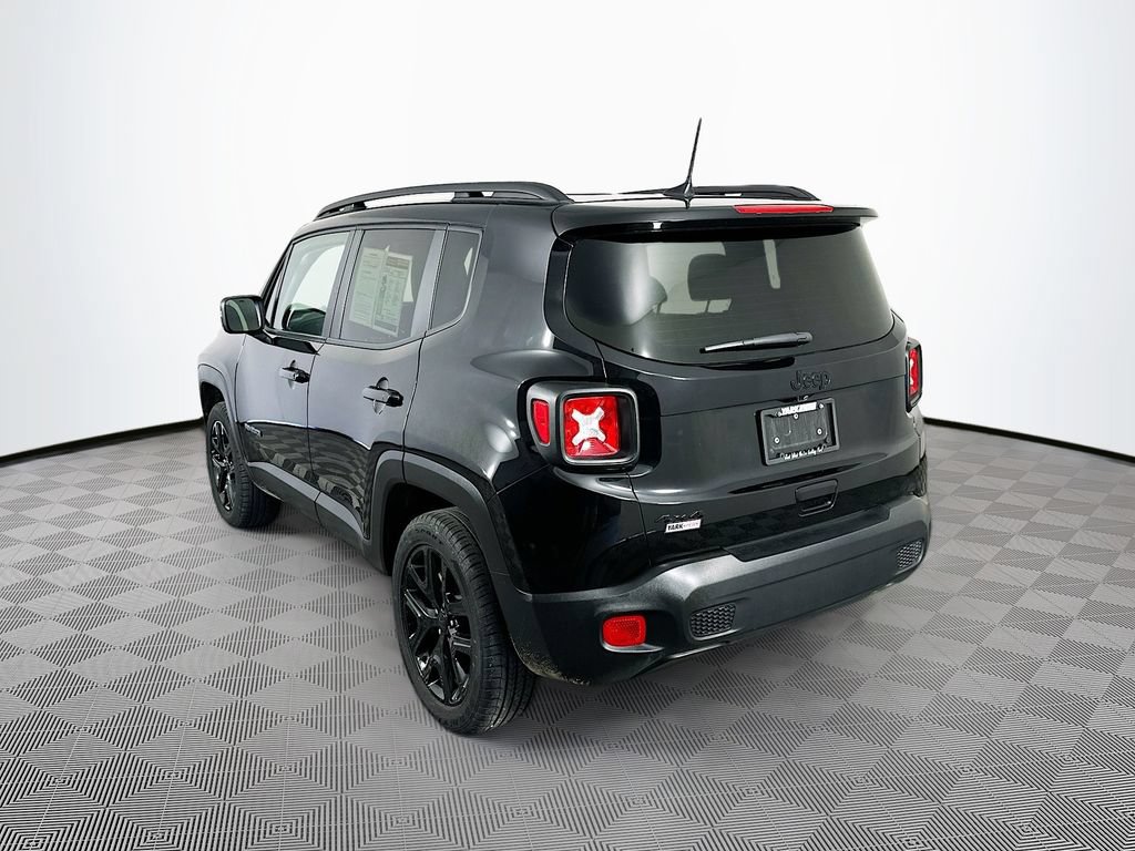 Used 2023 Jeep Renegade Altitude AWD/4WD image 7