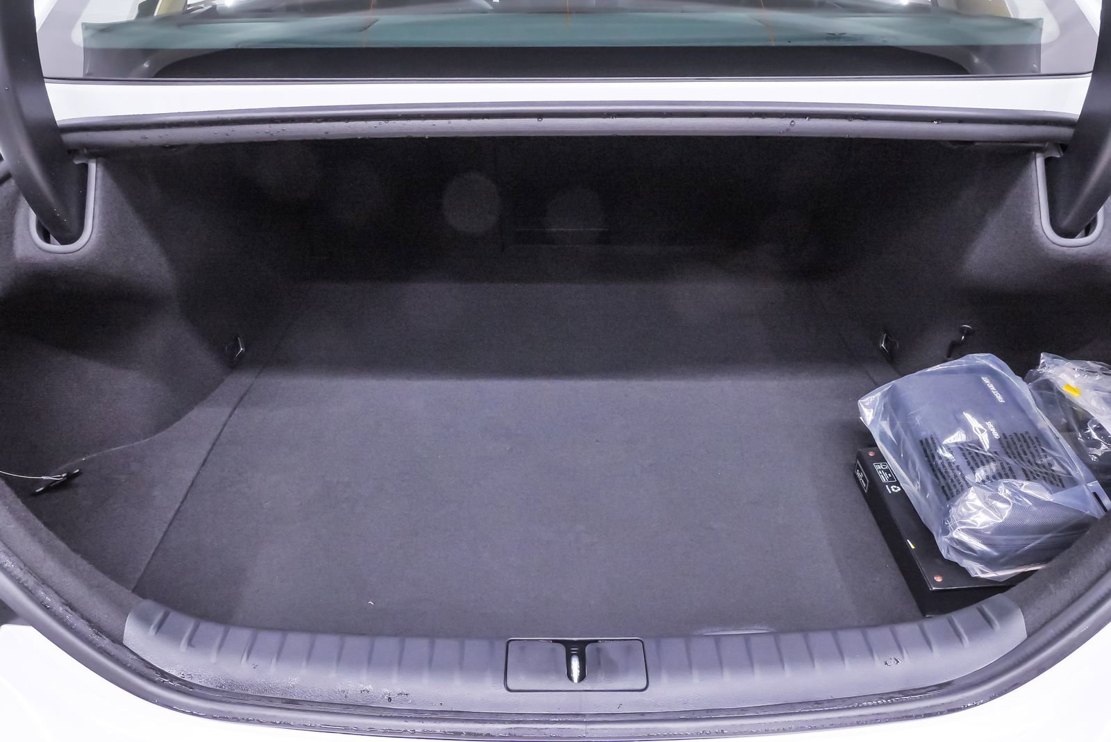 Certified 2026 Genesis G70 2.5T Prestige image 25