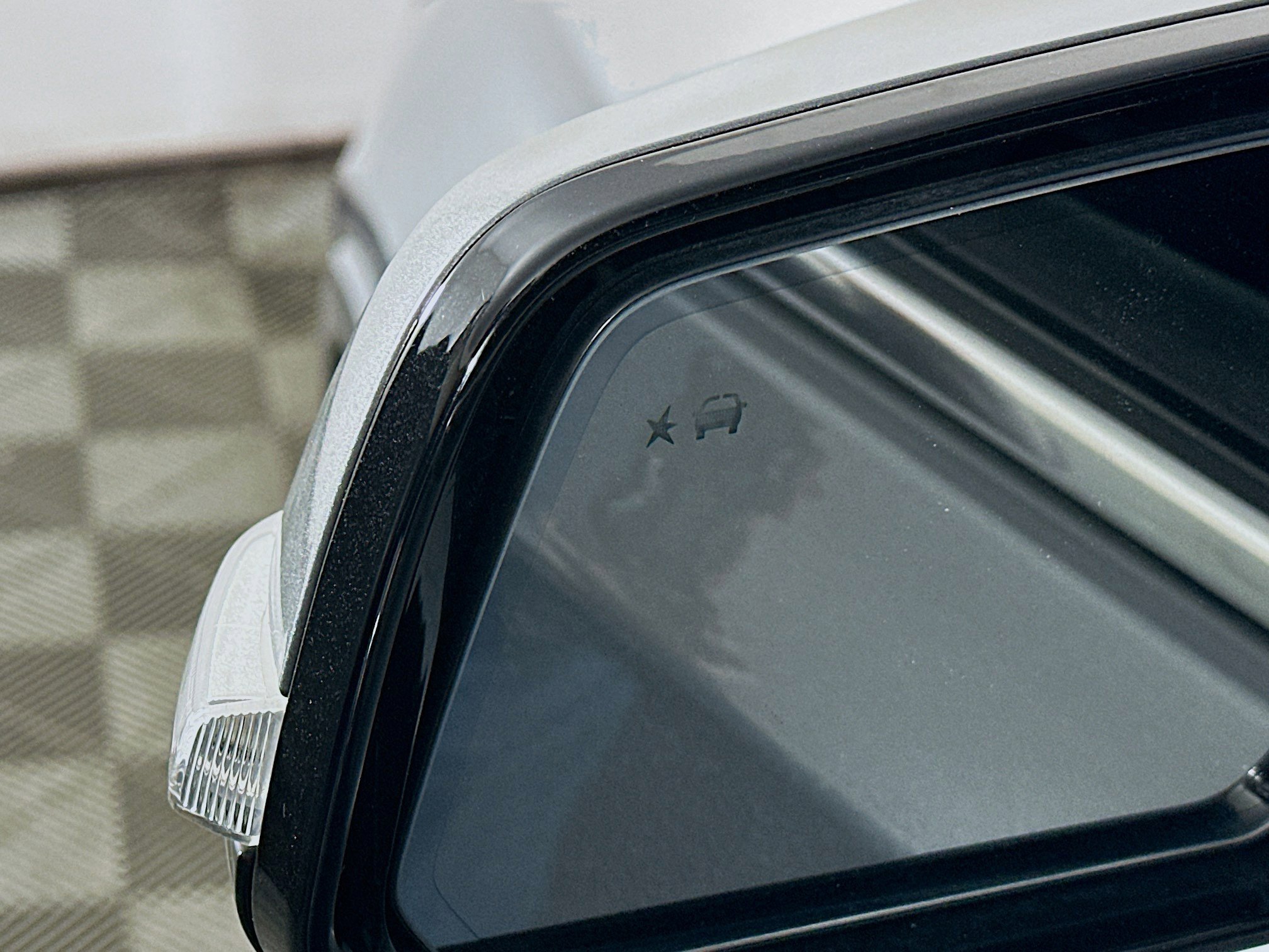 Used 2018 Chevrolet Traverse Premier image 16