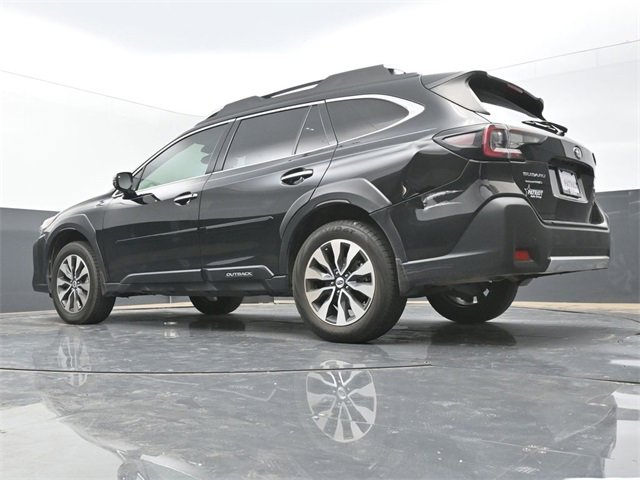 Used 2024 Subaru Outback Touring image 39