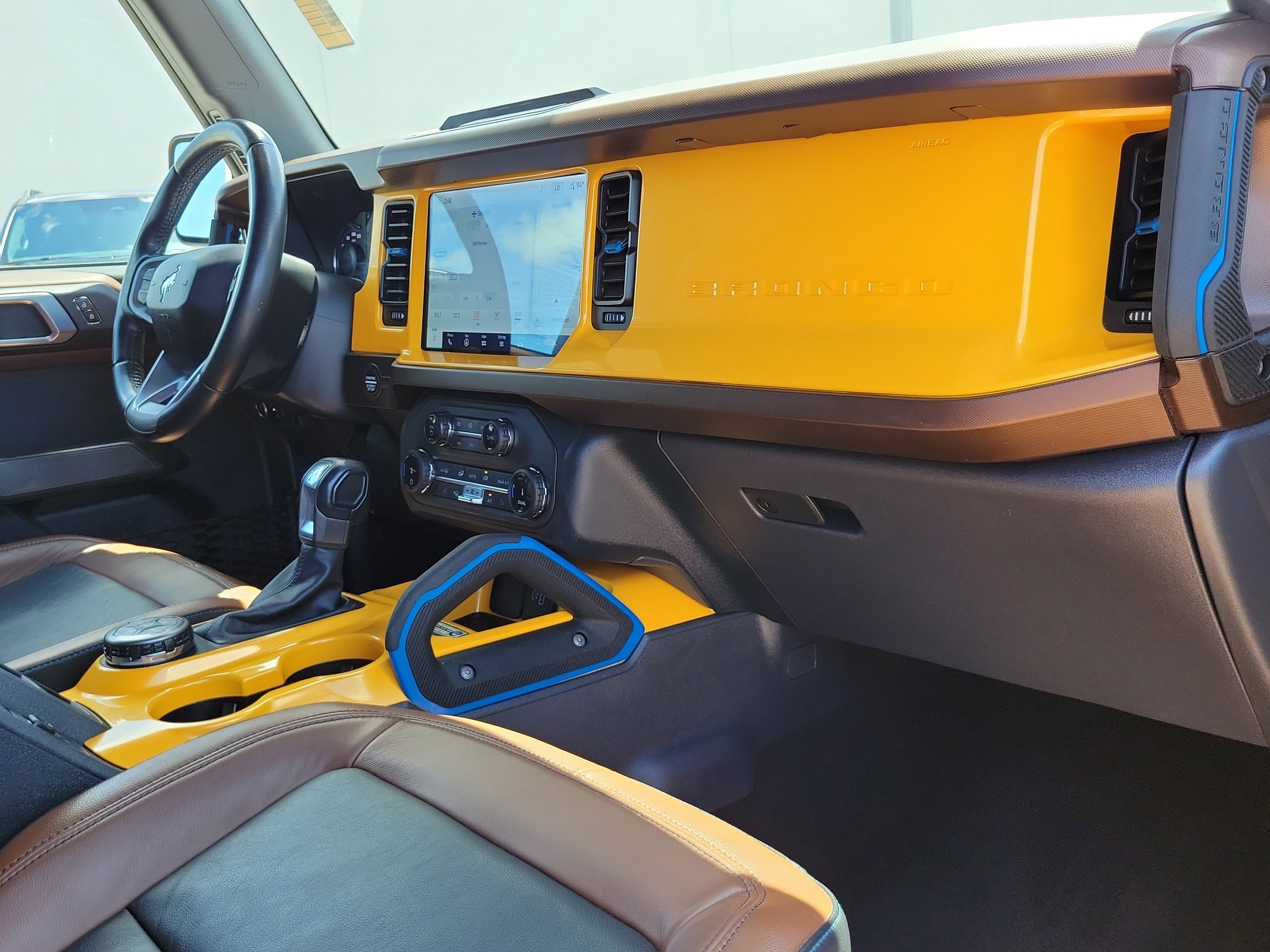 Used 2022 Ford Bronco Outer Banks AWD/4WD image 19