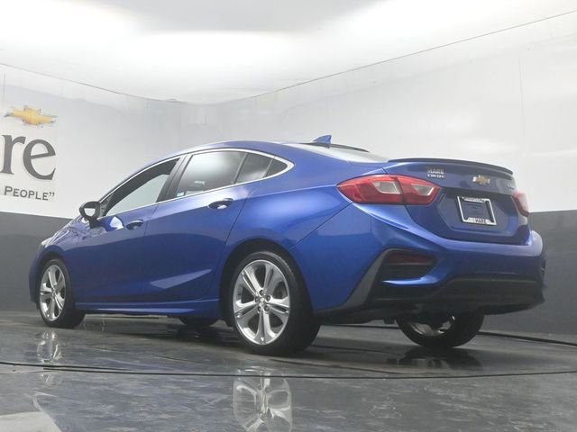 Used 2018 Chevrolet Cruze Premier FWD image 5