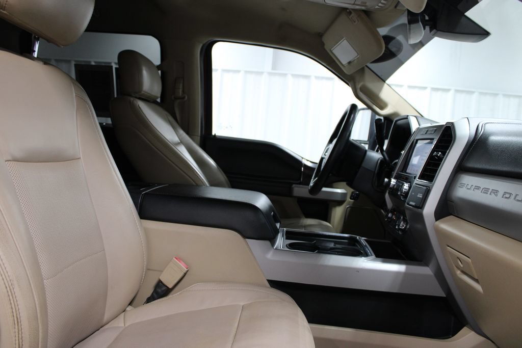 Used 2019 Ford F250 Lariat w/ Lariat Ultimate Package AWD/4WD image 34