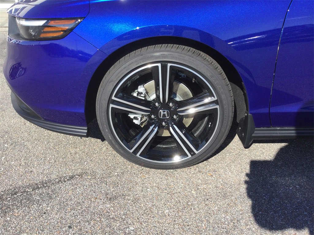 New 2025 Honda Accord Sport image 11