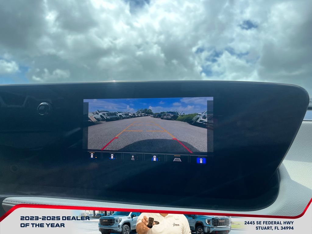 Used 2025 Buick Encore GX Avenir w/ Avenir Technology Package image 31