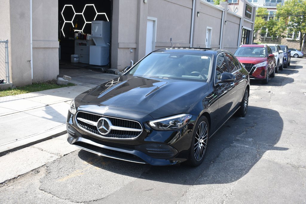 Used 2024 Mercedes-Benz C 300 Sedan image 2