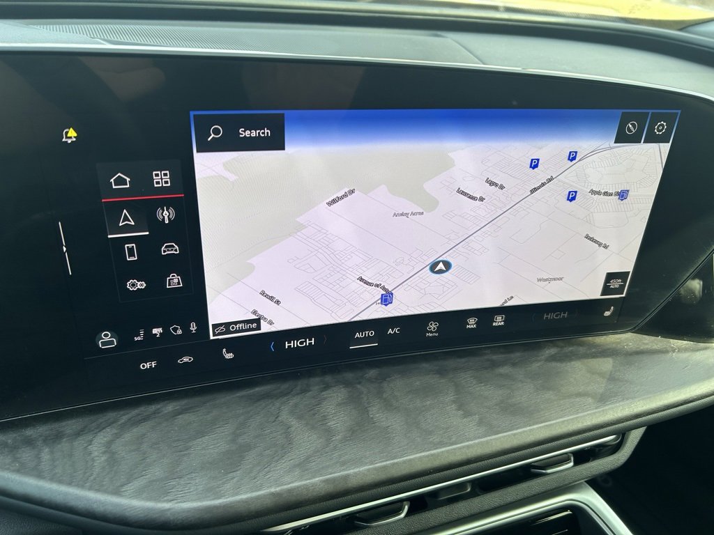 Used 2025 Audi Q5 Premium w/ Convenience Package image 16