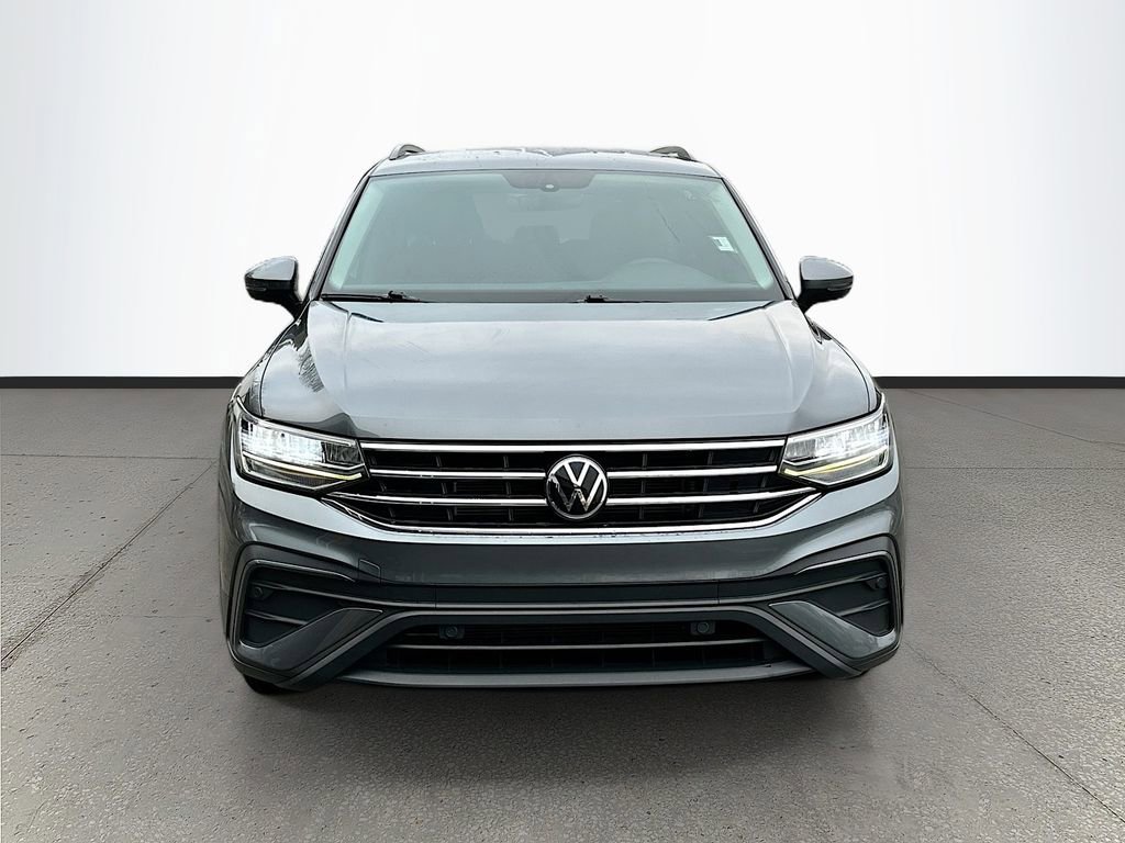 Used 2023 Volkswagen Tiguan S image 2
