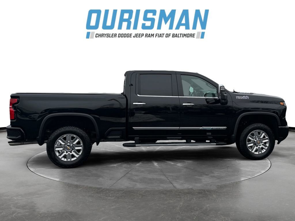 Used 2025 Chevrolet Silverado 2500 High Country w/ High Country Premium Package image 7