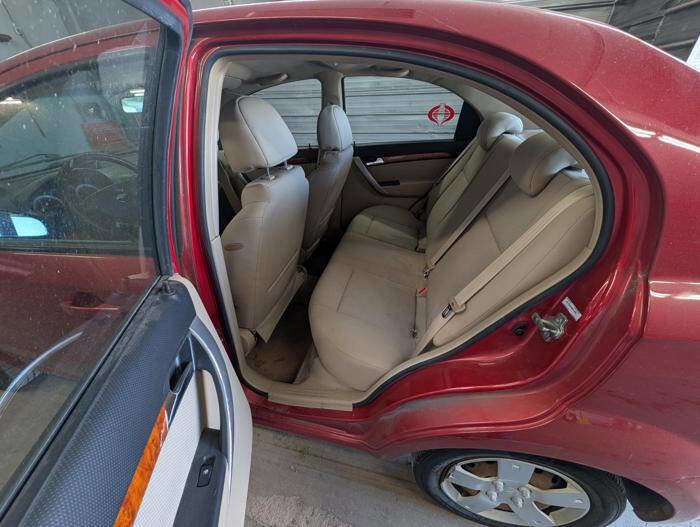Used 2011 Chevrolet Aveo LT w/ Power and Convenience Package FWD image 23