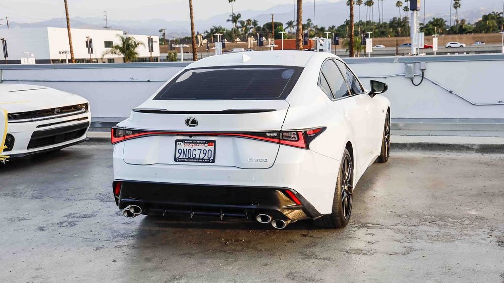 Used 2024 Lexus IS 500 image 9