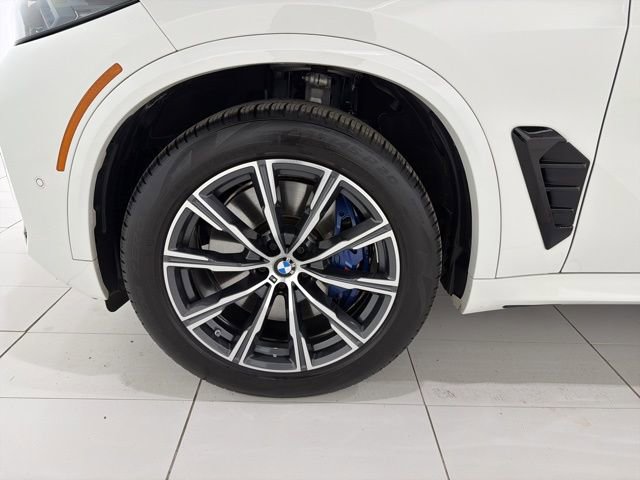 Certified 2024 BMW X5 M60i AWD/4WD image 46
